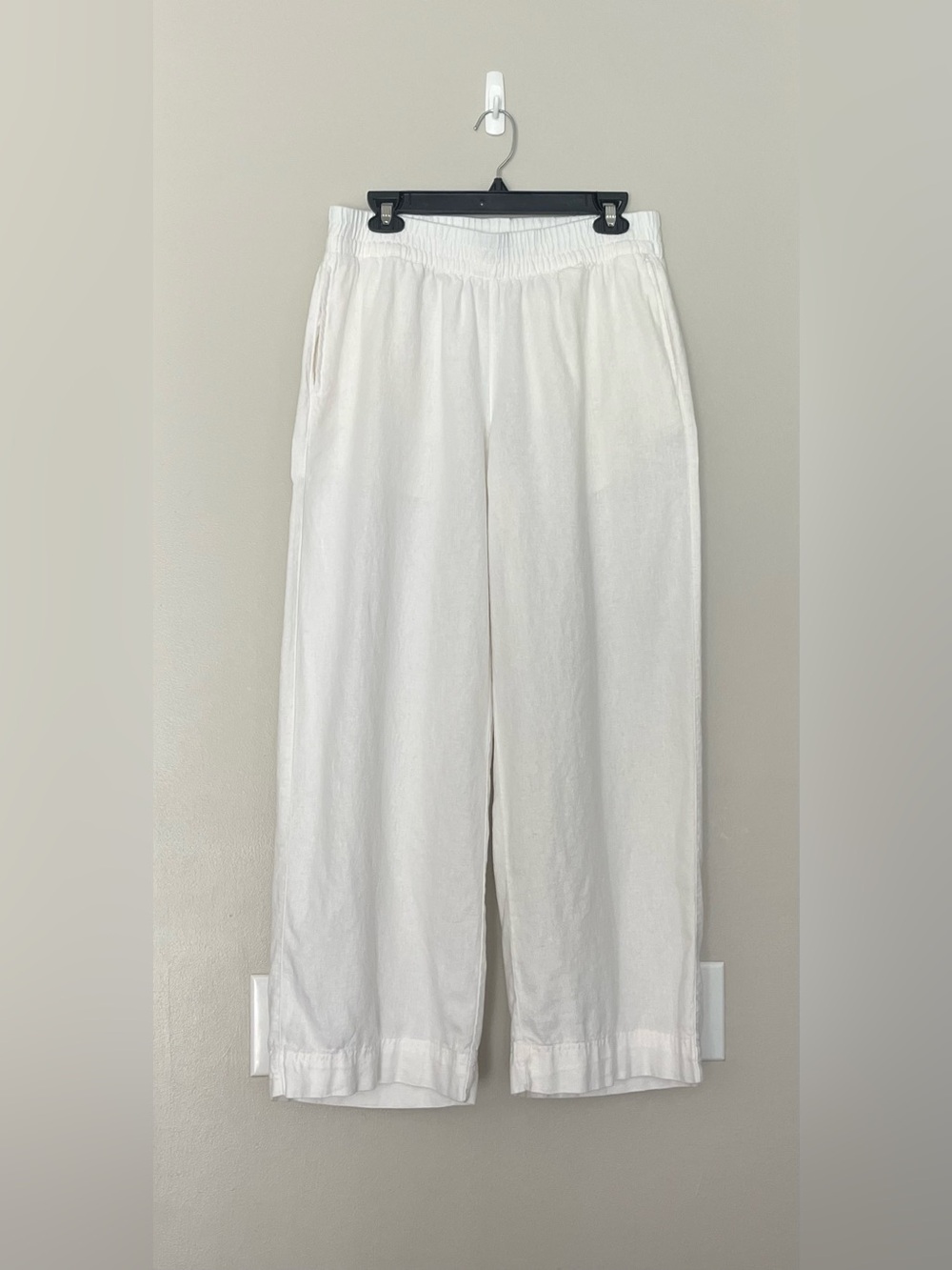 Old Navy Wide Leg Linen Pants in White - Size Large